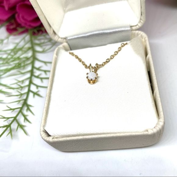 NEW⚜️Opal Dainty Golden Chain Necklace - Picture 3 of 7